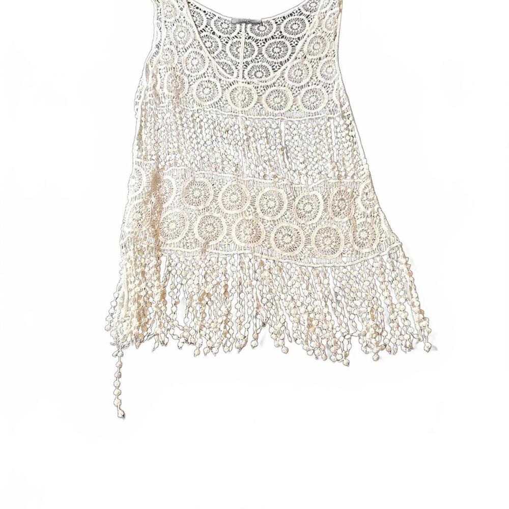 Reserved Crochet Sleeveless Top with Fringe Detail size M